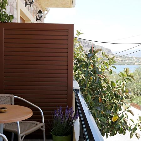 Mpalkoni Sti Monemvasia Bagian luar foto